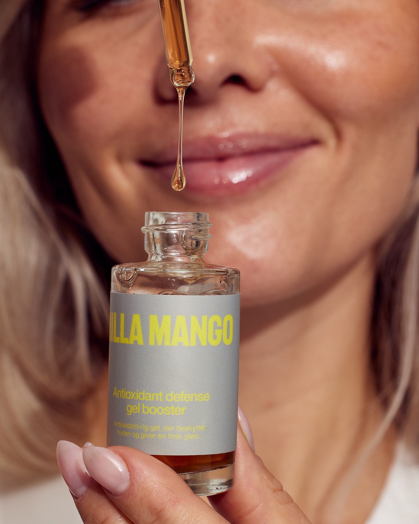 Indeholder antioxidanter og nærende naturlige ekstrakter.
