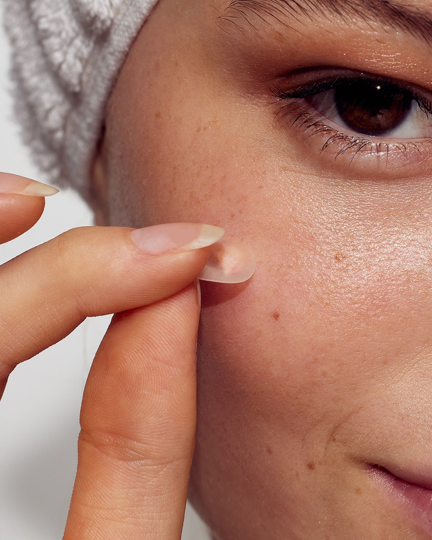 Bumser og urenheder absorberes på kun 6-8 timer eller over natten.